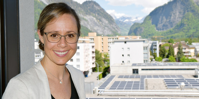 Die Praxis von Alexa Niedermann liegt über den Dächern von Landquart. 