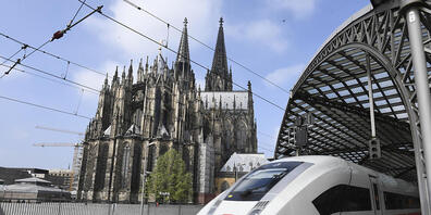 Berlin und Paris sollen per Bahn  direkt verbunden werden (Symbolbild)