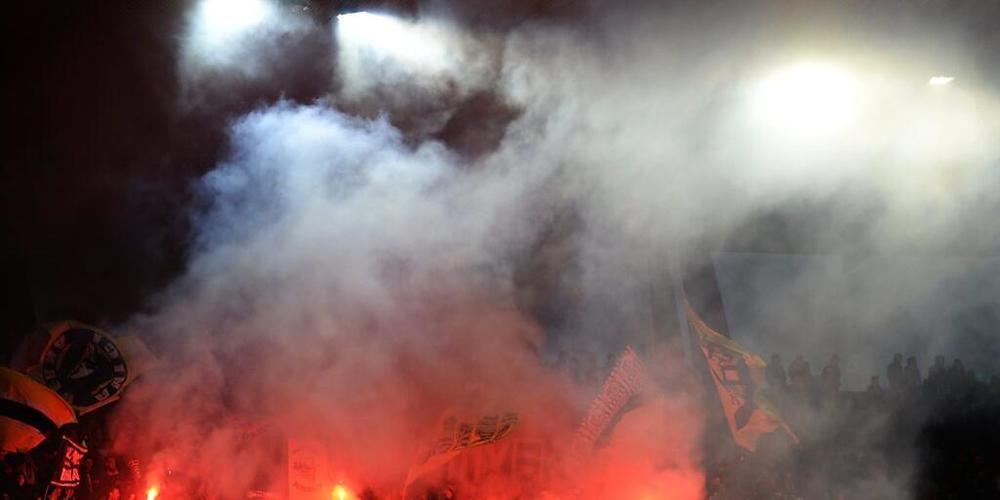 Wegen gewaltbereiter Fussballfans wird der Tram- und Busbetrieb beim Letzigrund seit Februar jeweils für eine gewisse Zeit eingestellt. Nun wird diese Regel etwas gelockert. Eine Lösung für das Problem gibt es jedoch noch nicht. (Symbolbild)