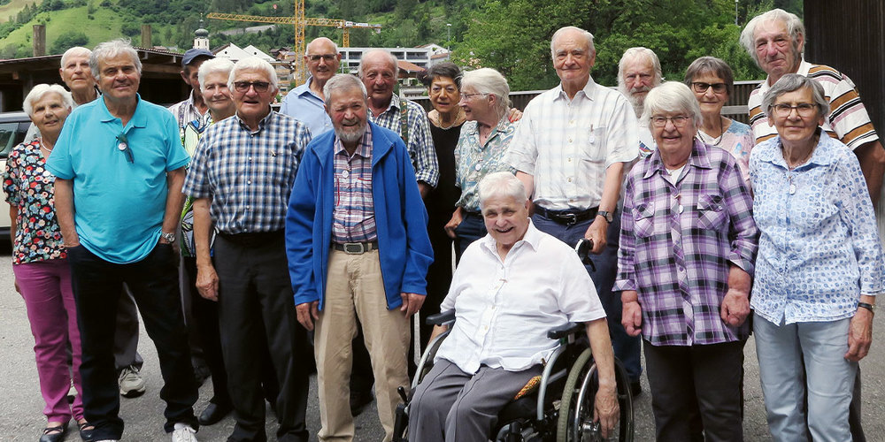 Sie haben in den Jahren 1954/55/56 in Schiers die obligatorische Schulzeit abgeschlossen, im vorgerückten Alter sind sie jetzt an Erfahrung reicher…