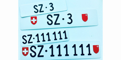 Den Kantonen Zürich und Bern gehen langsam die sechsstelligen Nummernschilder aus.
