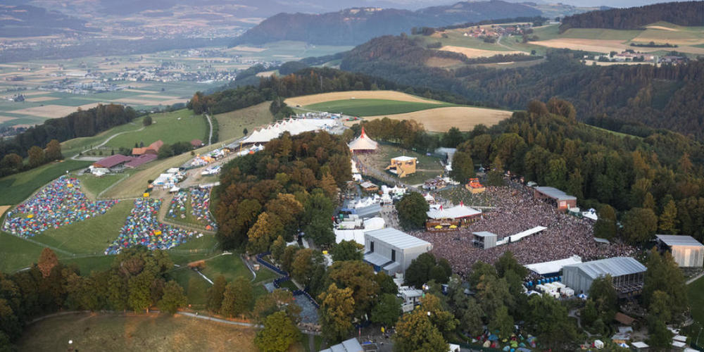 Der Konsumentenschutz warnt vor doppelt so hohen Ticketpreisen für das Gurtenfestival in Bern. (Archivbild)