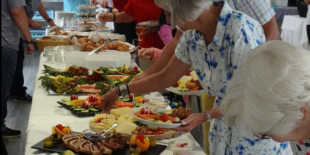 Das reichhaltige und mit Liebe angerichtete Sonntagsbuffet fand regen Zuspruch. 