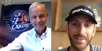 Jordan Schroeder (r.) im Interview mit Lakers-Kommunikationschef Stefan Bürer.