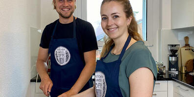 Joel Adank und Muriel Widmer ertüfteln vegane Rezepte.