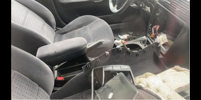 In desolatem Zustand: Dieses Auto gehört zu den herrenlosen Fahrzeugen, die von der Stadtpolizei Zürich sichergestellt wurden.