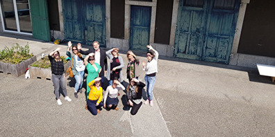 OK Team Kulturnacht 2022, von links nach rechts: Vera Trachsel, ENEA Baummuseum, Susanne Rösli, Stv. FS Kultur, Mark Wüst, Stadtmuseum, Mario Virtualno, door 67, Doris Zaug, ENEA Baummuseum, Simon Kobler, Kunst(Zeug)Haus, Marion Lucas-Hirtz, Kinder- und Jugendarbeit, Francisca Moor, Fachstelle Kultur, Flora Frommelt, Zeughausgarten, Daniela Maag, Stadtbibliothek. Es fehlt: Christoph Steiner, Alte Fabrik