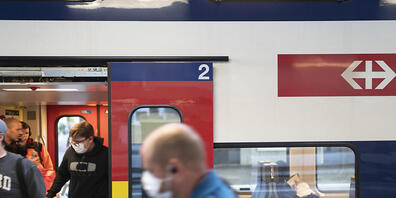 Auch 2021 hatte die Coronapandemie starken Einfluss auf den öffentlichen Verkehr. Beim Tarifverbund Z-Pass liegt der Gesamtertrag trotz leichter Verbesserung noch rund 67 Millionen Franken unter dem von 2019. (Symbolbild)