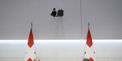 Vorbereiten auf eine allfällige Mangellage: Guy Parmelin und Simonetta Sommaruga haben am Mittwoch darüber informiert, wie ihre Departemente die Schweiz auf einen möglichen Gas- und Strommangel vorbereiten. (Archivbild)