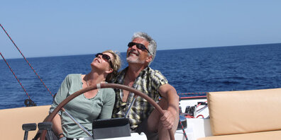 Beim Segeln mit Skipper Linus Coray kann man die Alltagssorgen schnell vergessen.