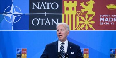 US-Präsident Joe Biden äußert sich bei einer Pressekonferenz zum Abschluss des Nato-Gipfels in Madrid. Foto: Bernd von Jutrczenka/dpa