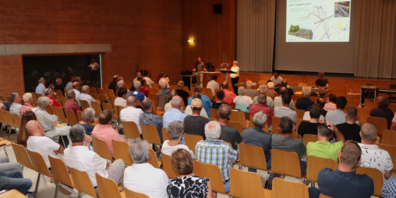 Knapp hundert Personen liessen sich in Heerbrugg aus erster Hand über den aktuellen Stand der Planungsarbeiten informieren.