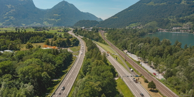 Blick vom Kerenzerbergtunnel in Richtung Niederurnen und Anschluss Weesen.