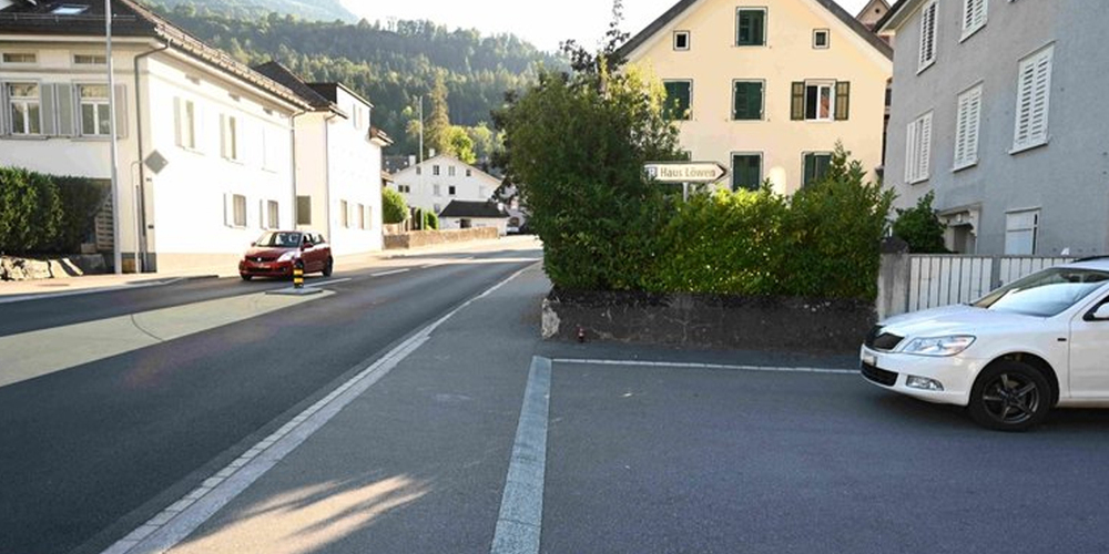 Nicht fahrberechtigt auf E-Trottinett unterwegs: In Flums ist ein Sechsjähriger mit einem Auto zusammengestossen.