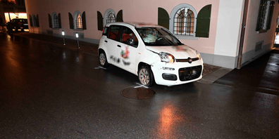 Unfall mit leichten Folgen: Bei einem Unfall in Mels wurden zwei Personen leicht verletzt.