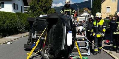 Am Auto entstand Totalschaden, die Fahrerin blieb unverletzt