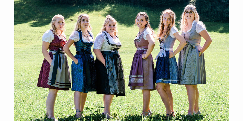 Miriam Scheuber, Oftringen, Priska Marty, Altendorf, Daniela Bergmann, Abländschen, Alessia Sonderegger, Flumserberg Saxli, Janine Bartholet, Plons, und Anja Koch, Braunau.