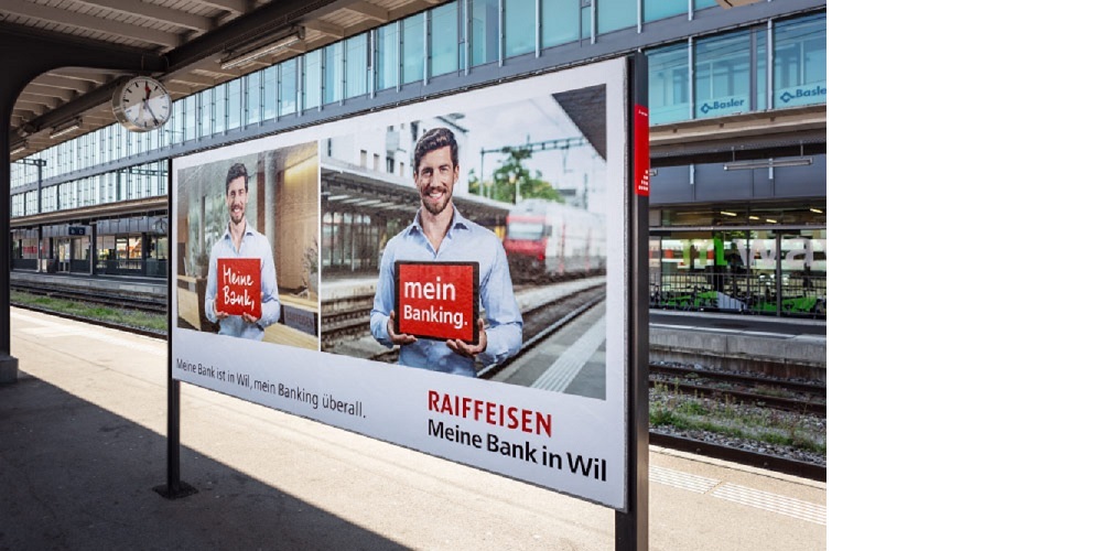 Online Werbung ist deutlich günstiger und wirkungsvoller als ein Plakat am Bahnhof