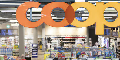 Mit weniger Beleuchtung will Coop beim Energiesparen helfen. (Symbolbild)