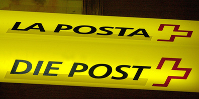 Sollen ab September schon ab 20 anstatt erst ab 22 Uhr nicht mehr leuchten: die Leuchtreklamen der Post. 