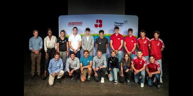 Sportamtschef Martin Leemann (links) ehrte die erfolgreichen Thurgauer Sportlerinnen und Sportler.