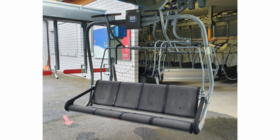 Zu haben: dieser Vierer-Sessel der Hoch Ybrig AG.