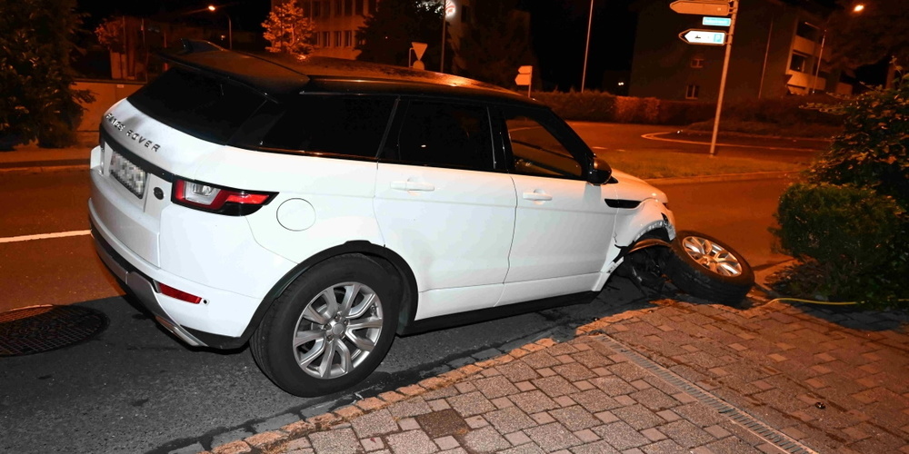 Der 22-jährige Autofahrer war alkoholisiert unterwegs.