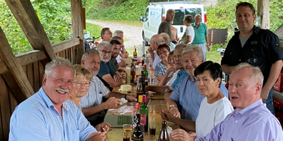 In gut gelaunter Stimmung fassten die zahlreich erschienen Mitglieder der beiden Ortsparteien ihre Parole.