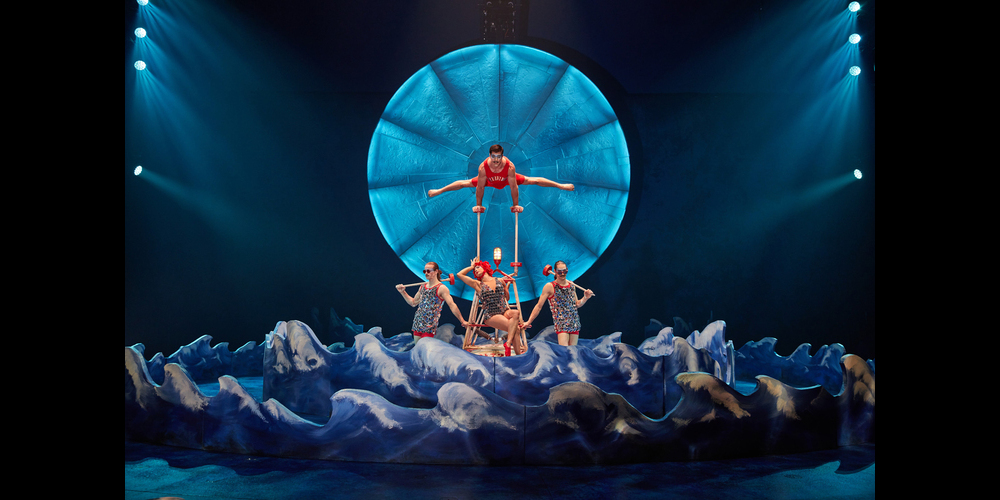 Cirque du Soleils «Luzia» sorgt für atemberaubende Momente und verzaubert durch die Einbindung von Regen – eine Premiere für eine Tourneeproduktion.