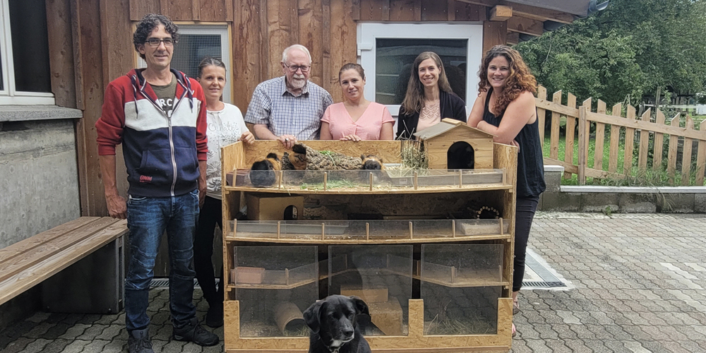 Verein gegründet: Stefan und Daniela Anrig, Dennis C. Turner, Sarah Neyer, Evelyne  Wohlgensinger und Serafine Amstutz (von links) bieten Wege, um Kraft zu tanken.