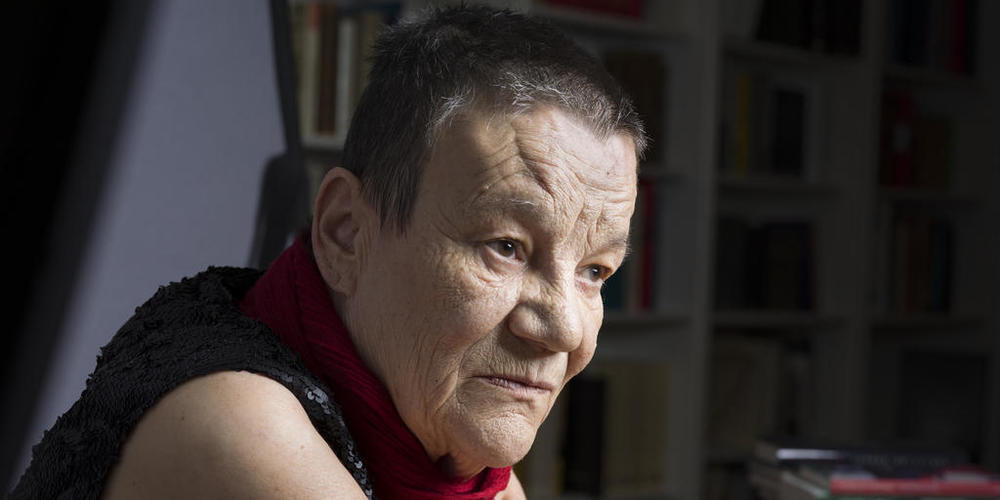 Die Schweizer Autorin Mariella Mehr hat als Tochter von Fahrenden in der Schweiz erfahren, was Gewalt und Ungerechtigkeit bedeuten. Ihr Werk zeugt davon. Im Alter von 74 Jahren ist sie am Montag gestorben. (Archivbild)