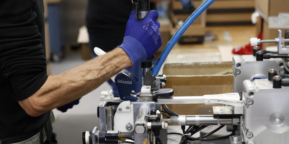 Die hohen Energie- und Rohstoffpreise bleiben für die KMU das derzeit grösste Risiko.