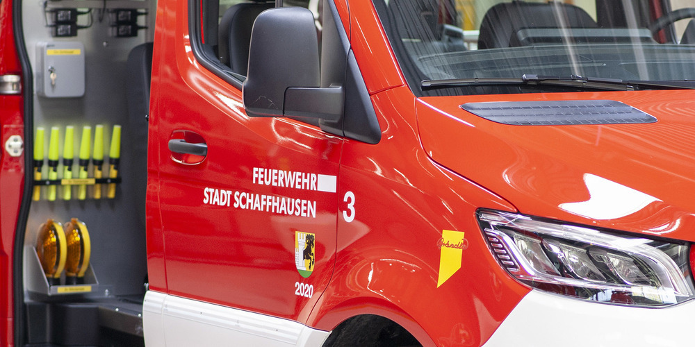 Durch die ausgerückten Einsatzkräfte der Feuerwehr Ramsen mussten anschliessend Nachlösch- und Lüftungsarbeiten vollzogen werden. (Symbolbild)