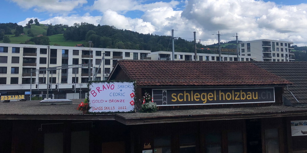 Die Schlegel Holzbau AG freut sich über die beiden Podestplätze