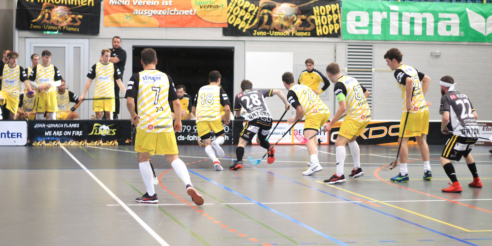 Die Flames starteten die Saison mit einer Niederlage.