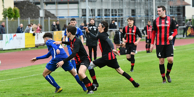 Die Favoriten: Die 3.-Liga-Vertreter Bad Ragaz (in Blau) und Sargans sind die gejagten Teams am Sarganserländer Cup.