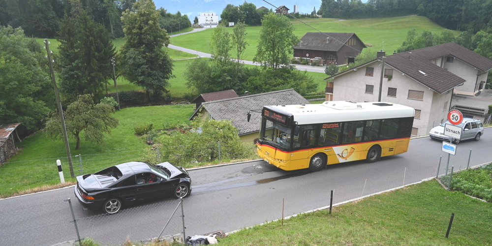 Der beim Zusammenstoss entstandene Sachschaden beläuft sich auf über 10'000 Franken.