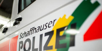 Die Schaffhauser Polizei bittet um sachdienliche Hinweise zur illegalen Entsorgung von Sperrgut in Thayngen