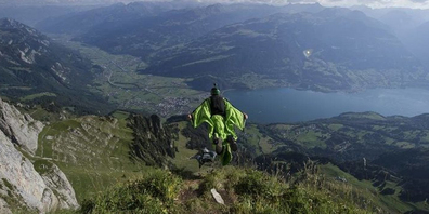 Erneut ist in der Walenseeregion ein Basejumper tödlich verunglückt. (Symbolbild)