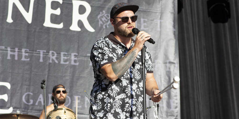 «So heiss war es noch nie!» Bei über 38 Grad stand Manuel Felder mit The Gardener & the Tree zum dritten Mal auf der Hauptbühne des Stars in Town. 
