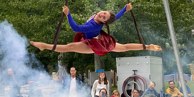 Mara vereint Charme, Kraft und Können, immer mit einem Lächeln im Gesicht – nicht nur als Wonder Woman. 