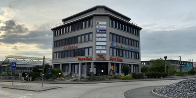 Eine weitere «Briefkastenfirma» in Ausserschwyz: Die Juicy Fields AG hat ihren Sitz an der Churerstrasse 135 in Pfäffikon.