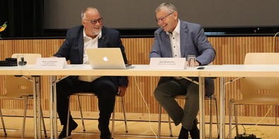 Heinz Leuenberger, Präsident des Verbands der Thurgauer Schulgemeinden und Beat Brüllmann, Chef Amt für Volksschule informierten über den bevorstehenden Schulstart.