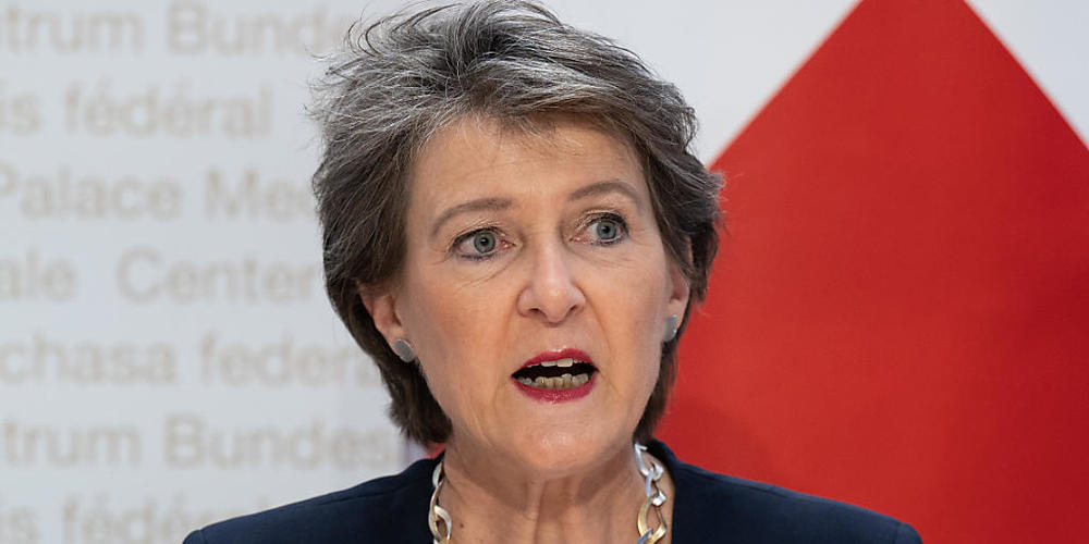 Energieministerin Simonetta Sommaruga bezeichnete in einem Interview mit dem "SonntagsBlick" ein Gassparziel von 15 Prozent, wie es die EU kennt, als "sicher sinnvoll". (Archivbild)