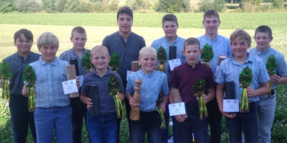 Die elf Zweiggewinner vom Schwingklub Mittelrheintal.