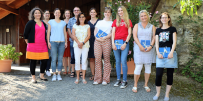 Schulleiterin Anna-Barbara Ammann (v.l.) zusammen mit den neuen Mitarbeitenden der Schule Lüchingen: Kathrin Forter, Bianca Grabmann, Barbara Popp, Reini Keller, Agnes Frei, Leandra Pfändler, Svenja Missaggia, Annina Dietsche, Sonja Finger und Carina Wenzel. 