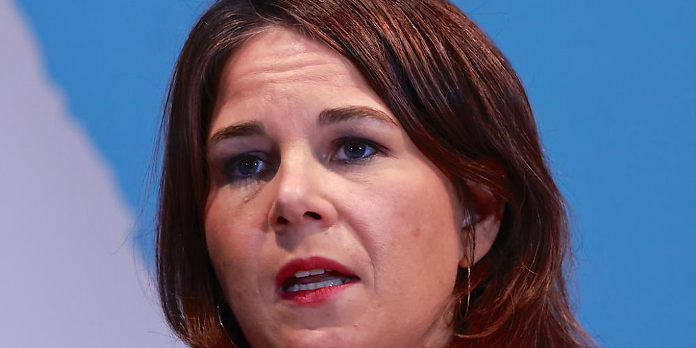 Die deutsche Aussenministerin Annalena Baerbock sieht derzeit keine Chance für Verhandlungen über ein Ende des russischen Angriffskriegs gegen die Ukraine. (Archivbild)
