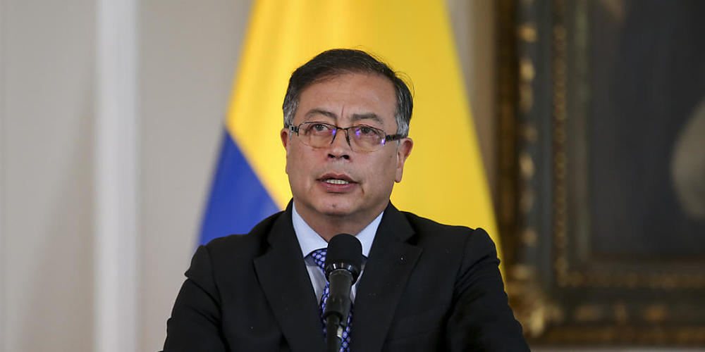 Gustavo Petro, Präsident von Kolumbien, nimmt in Bogota, Kolumbien, an einem Treffen mit US-Außenminister Blinken teil. Foto: Luisa Gonzalez/Reuters Pool via AP/dpa