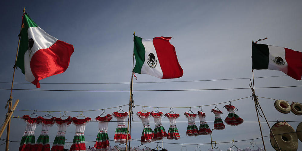 In Mexiko ist eine Frau erschossen worden, die seit 2021 auf der Suche nach ihrer verschwundenen Tochter war. Die Aktivistin Esmeralda Gallardo wurde im zentralmexikanischen Puebla getötet, wie die lokalen Behörden am Dienstag (Ortszeit) mitteilte...