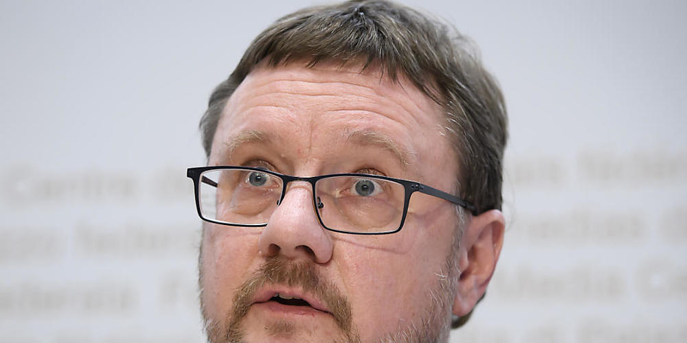 An der Schweizer Ostgrenze sind allein letzte Woche 1150 Personen aufgegriffen worden. "Vieles erinnert uns an die Flüchtlingskrise in den Jahren 2015 und 2016", sagte Zolldirektor Christian Bock in einem Interview mit den Tamedia-Zeitungen. (Arch...